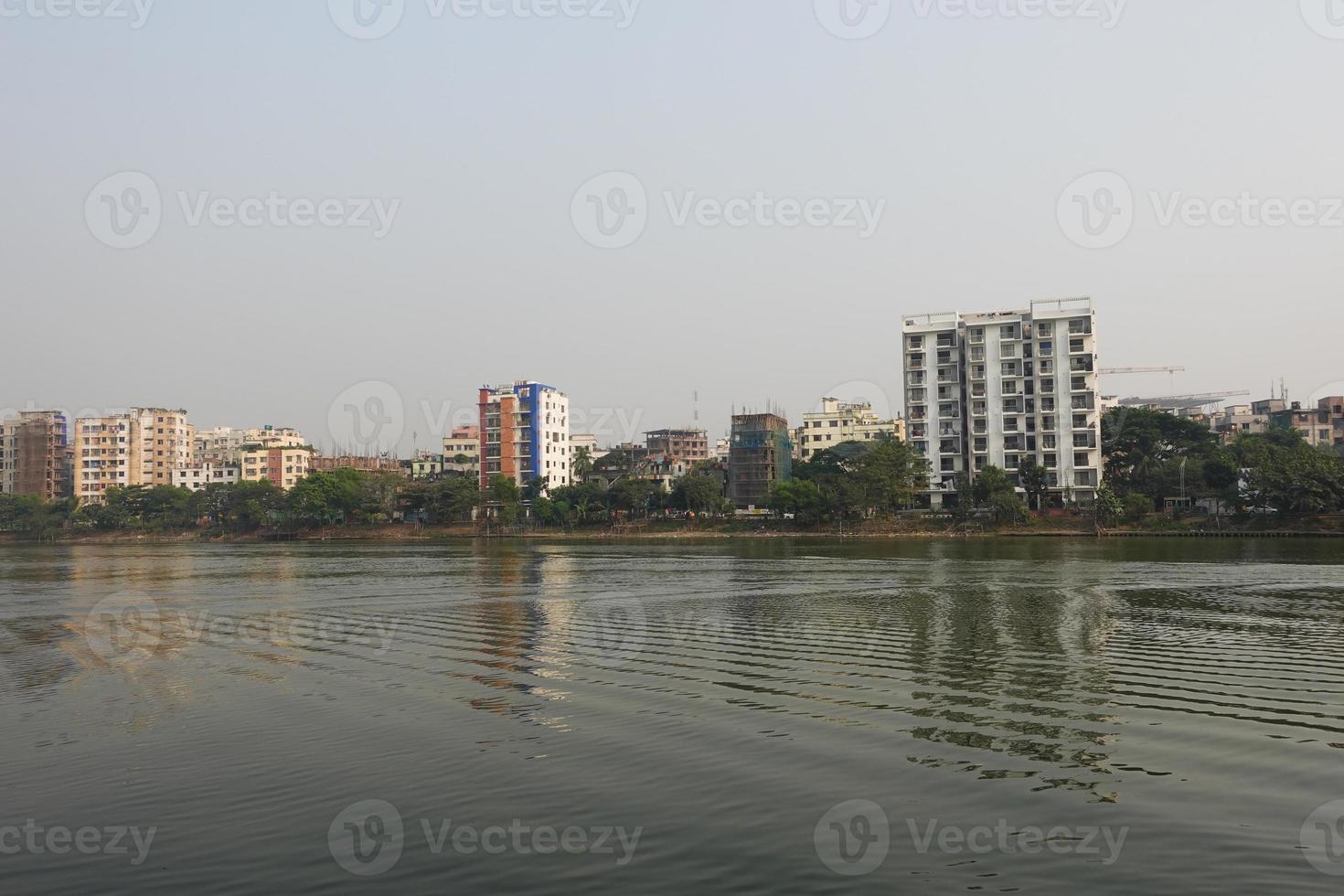 financiële en residentiële gebouwen in de stad dhaka in bangladesh, foto