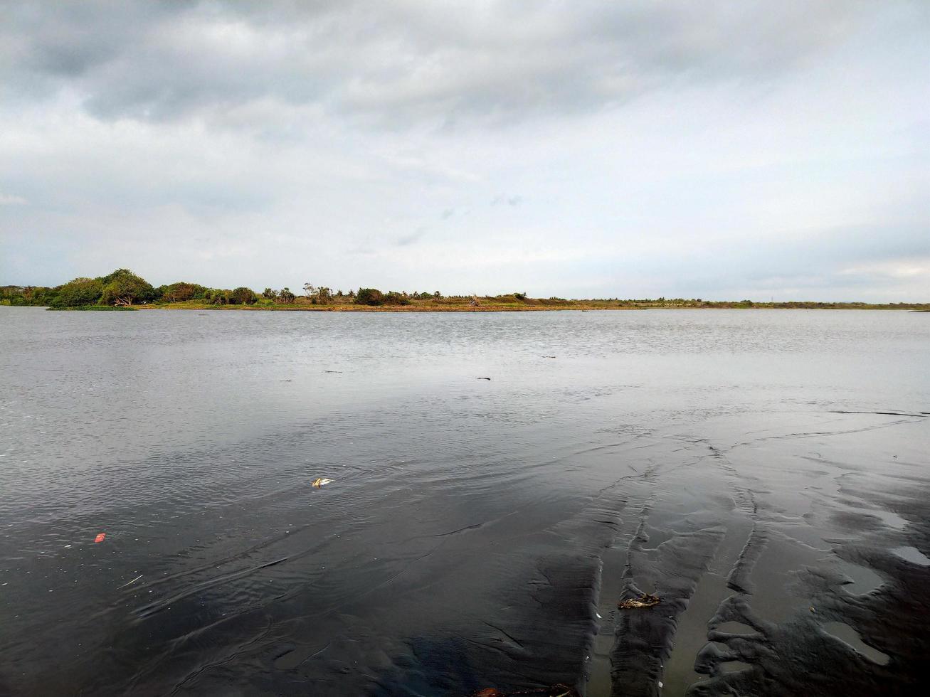 meer lucht landschap natuur rivier reflectie mooie zomer foto