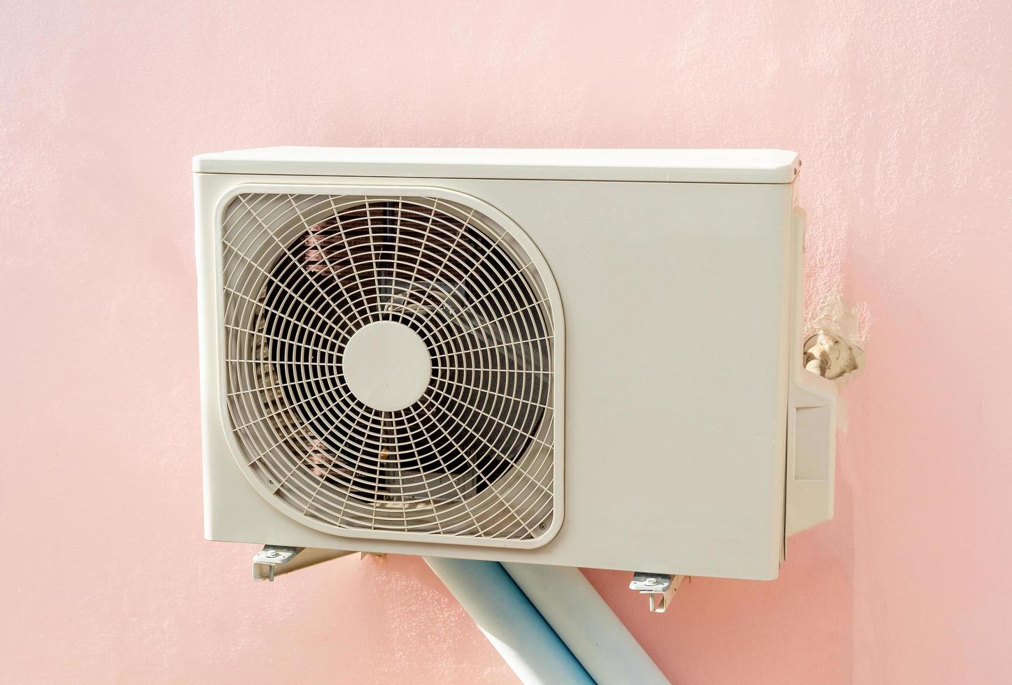 condensatie-eenheid van airconditioningsystemen. foto