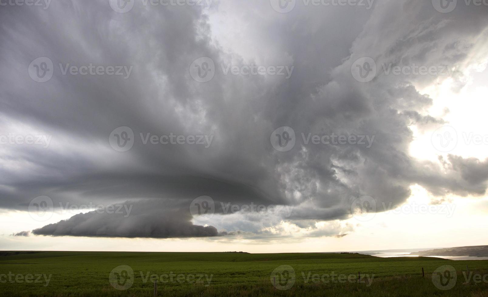 storm wolken saskatchewan foto