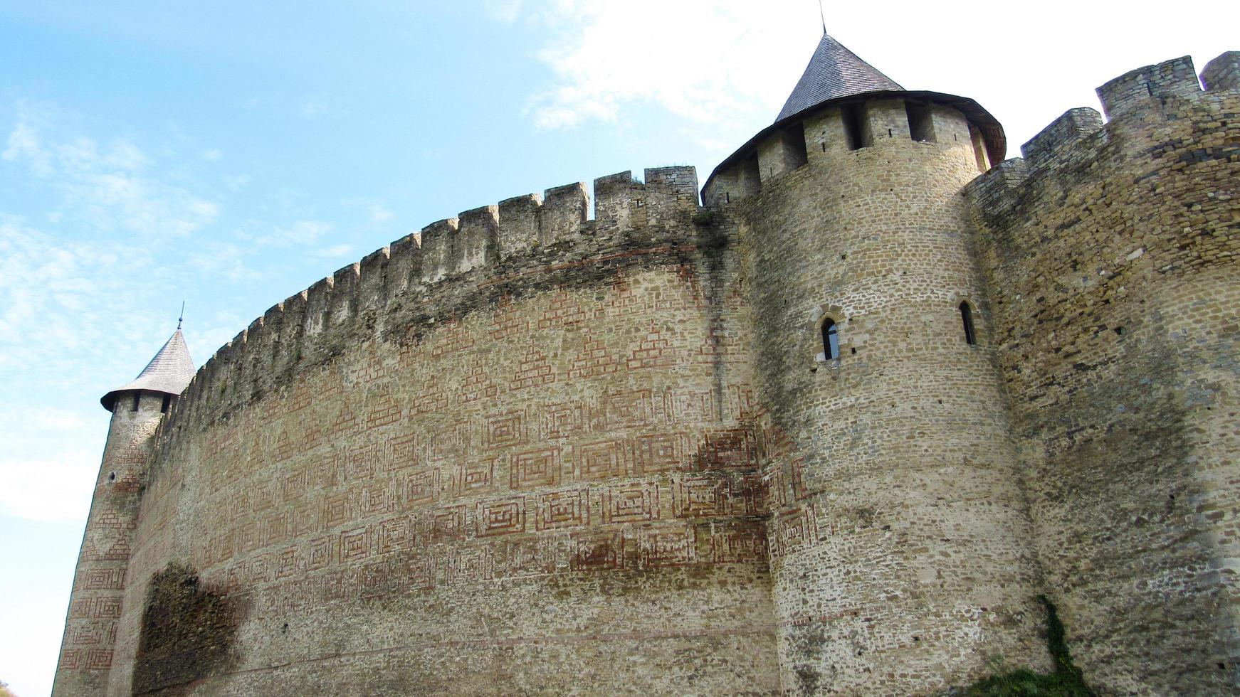 uitzicht op het fort van khotyn. khotyn. Oekraïne. 06.08.2019 foto