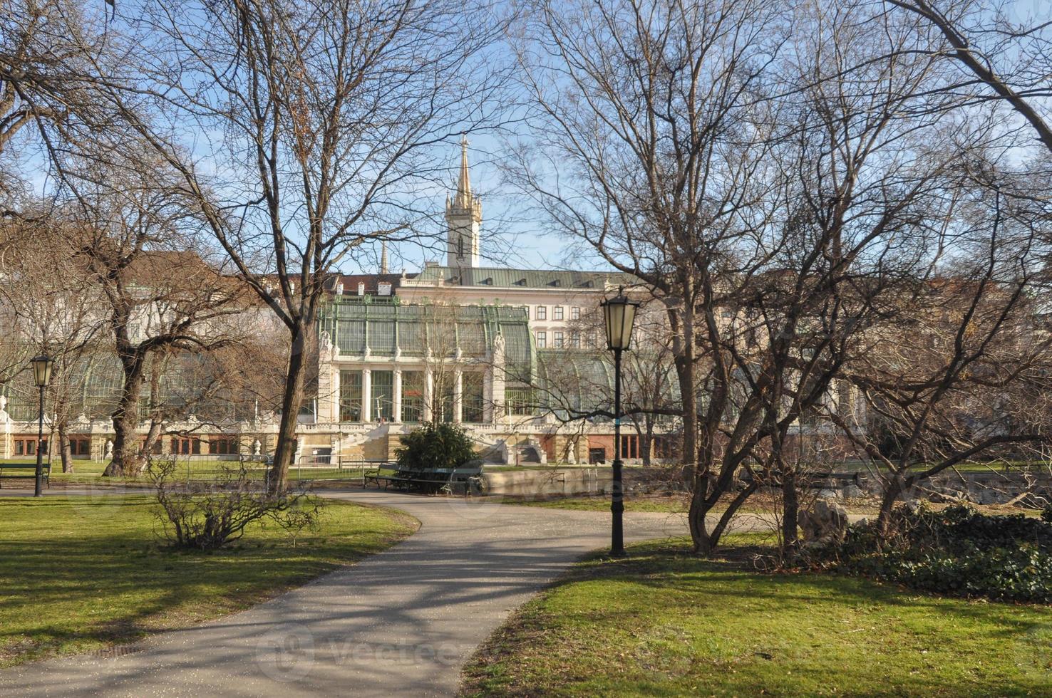 palmenhaus schoenbrunn in wien foto