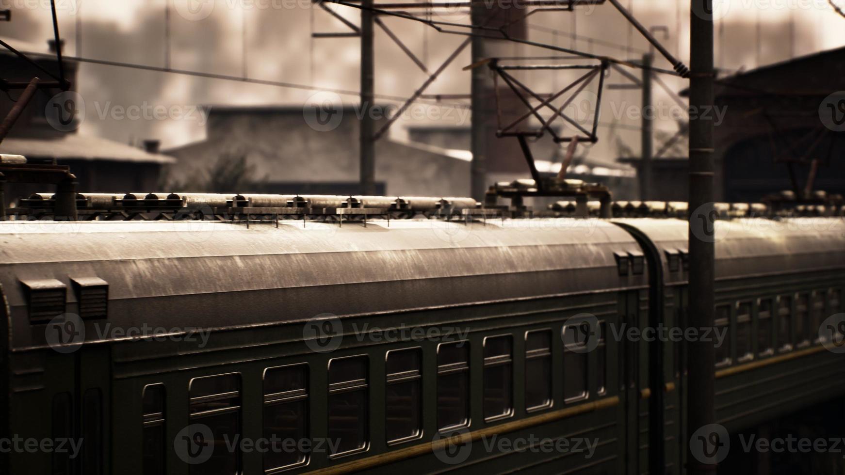 oud sovjet elektrisch treinstation foto