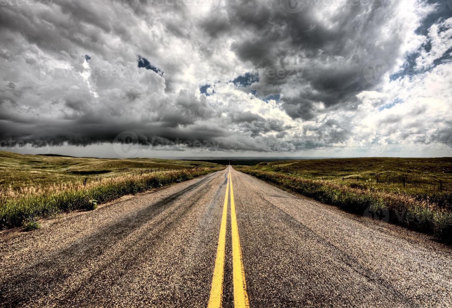 storm wolken saskatchewan foto