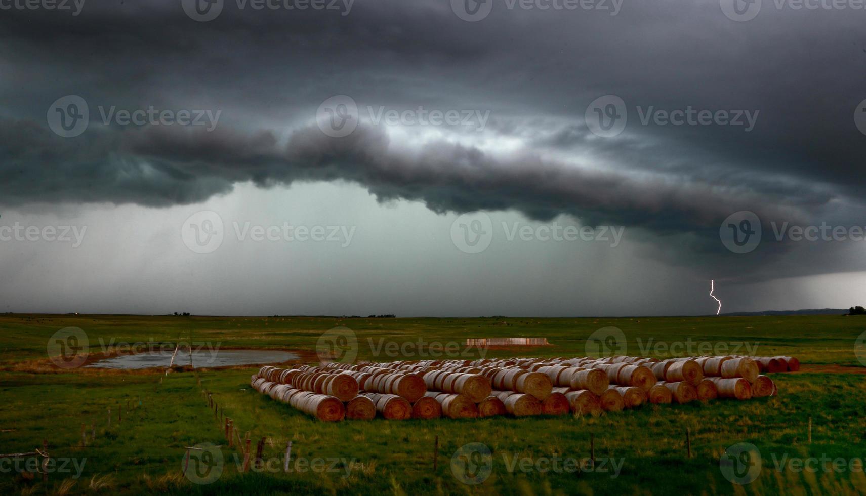 prairie storm wolken bliksem foto