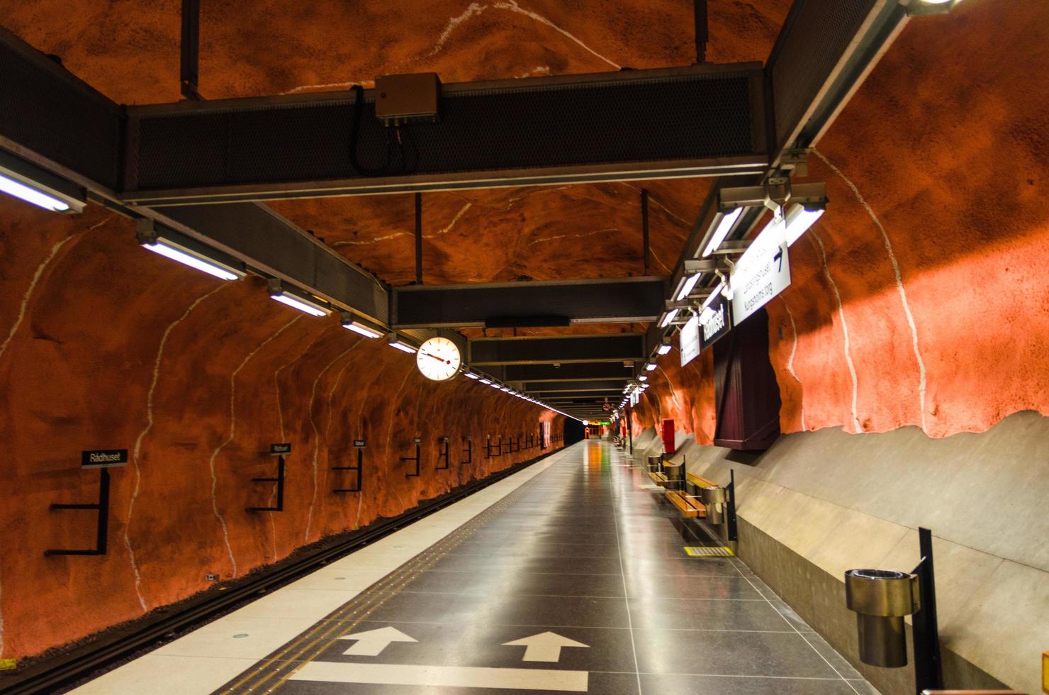 stockholm ondergrondse metro tunnelbana station in zweden foto