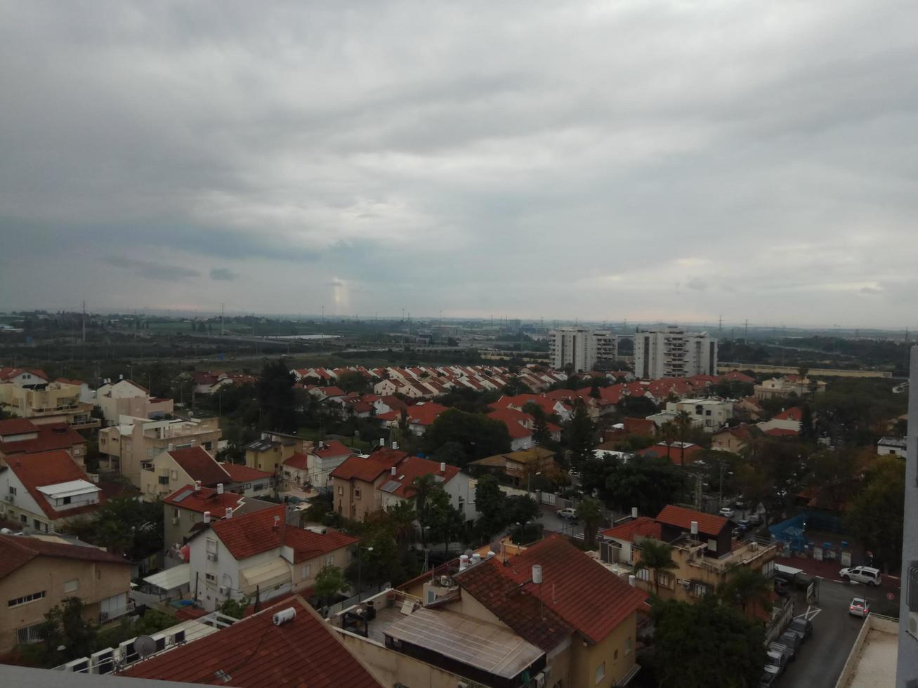 geweldige wolken in Israël mooi uitzicht op het heilige land foto