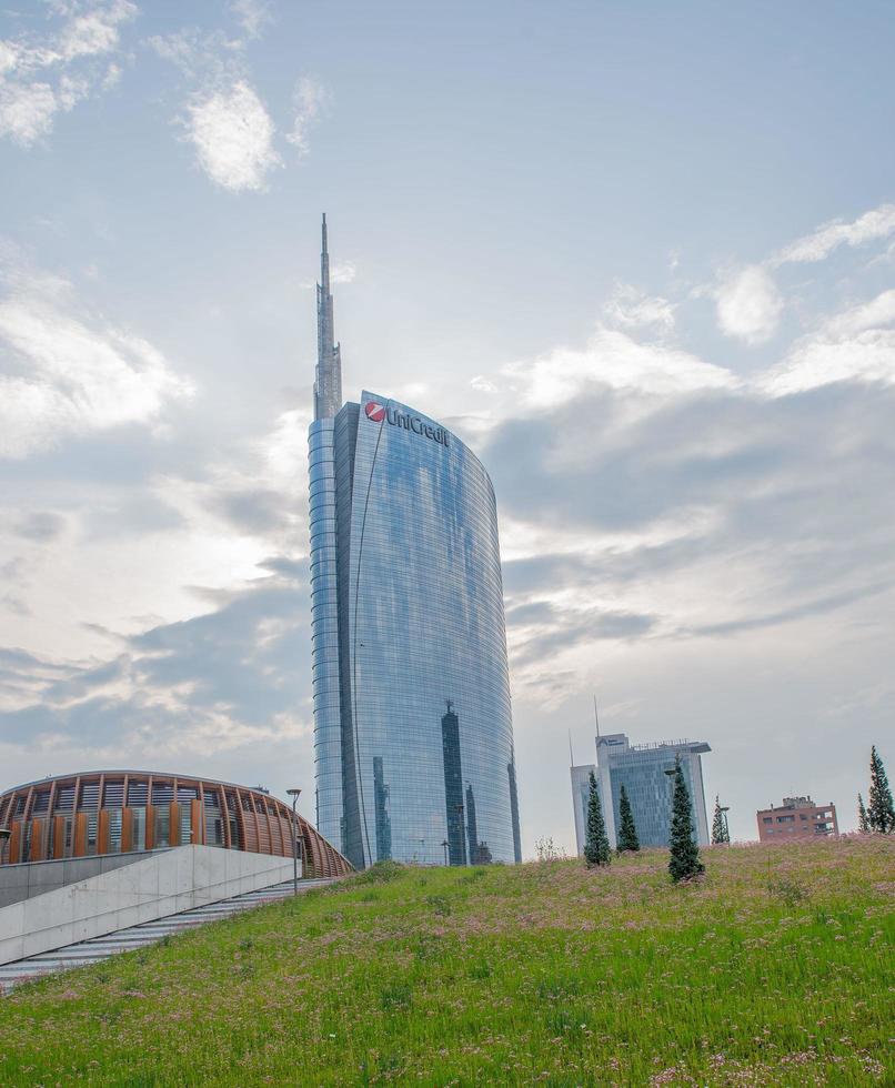 milaan italië 2018 nieuw economisch district gebouwd op menselijke schaal foto