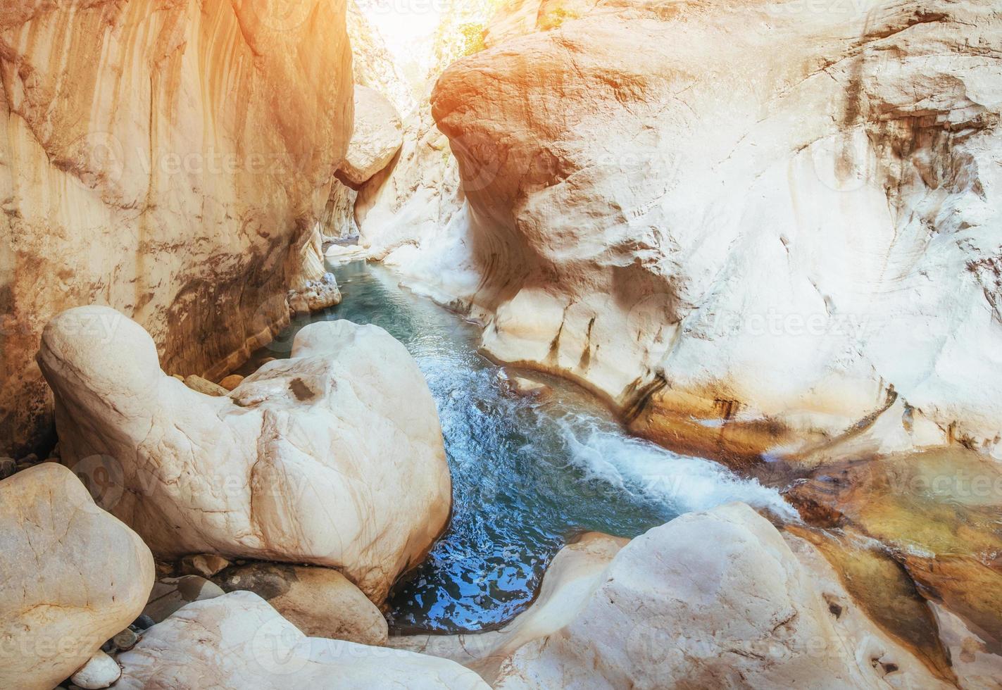 schilderachtig uitzicht op de canyon goynuk in turkije. antalya foto