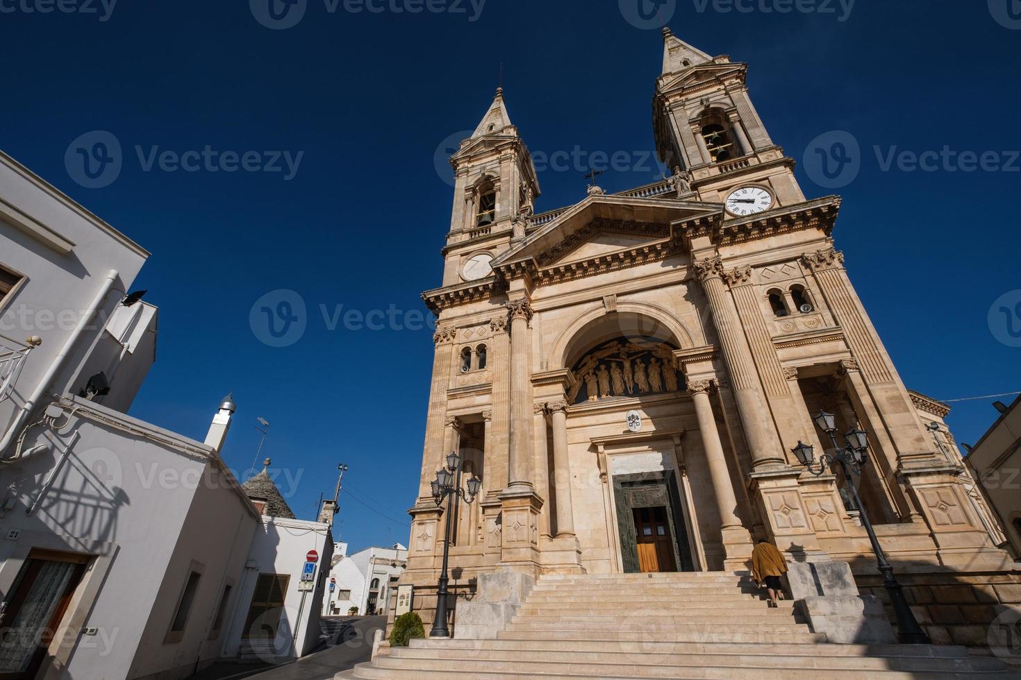 basilica santi cosma e damniano alberobello apulië italië foto