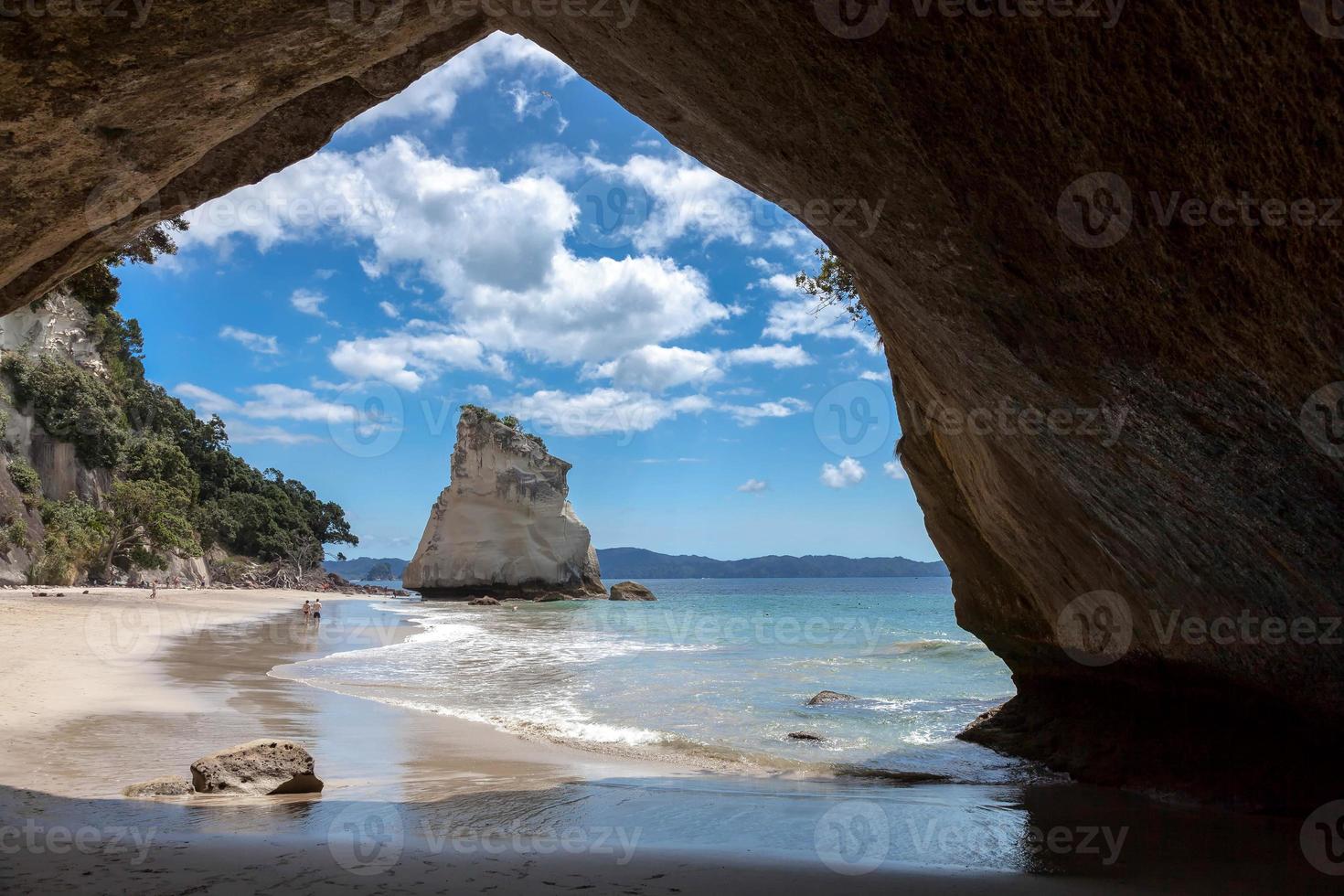 kathedraal baai coromandel schiereiland foto