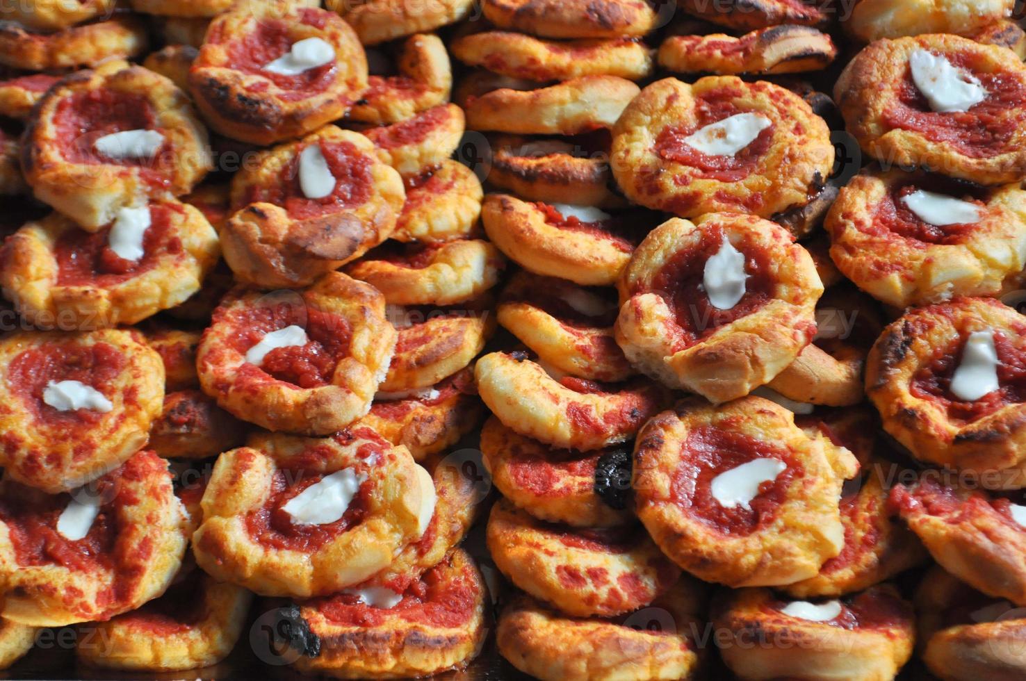 pizzette kleine pizza gebakken voedsel foto