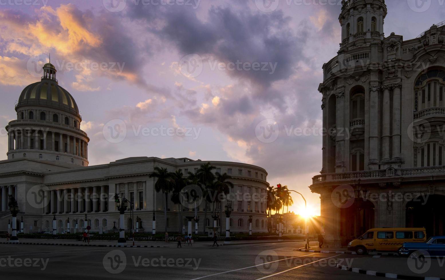 nationaal hoofdgebouw, capitolio nacional de la habana, een openbaar gebouw en een van de meest bezochte plaatsen door toeristen in havana foto