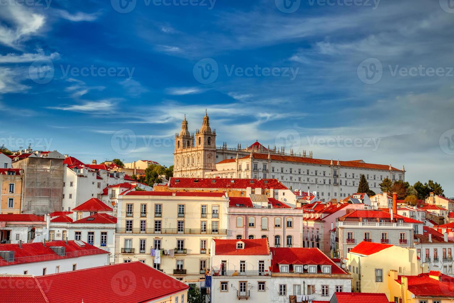 panoramische skyline van Lissabon in portugal foto