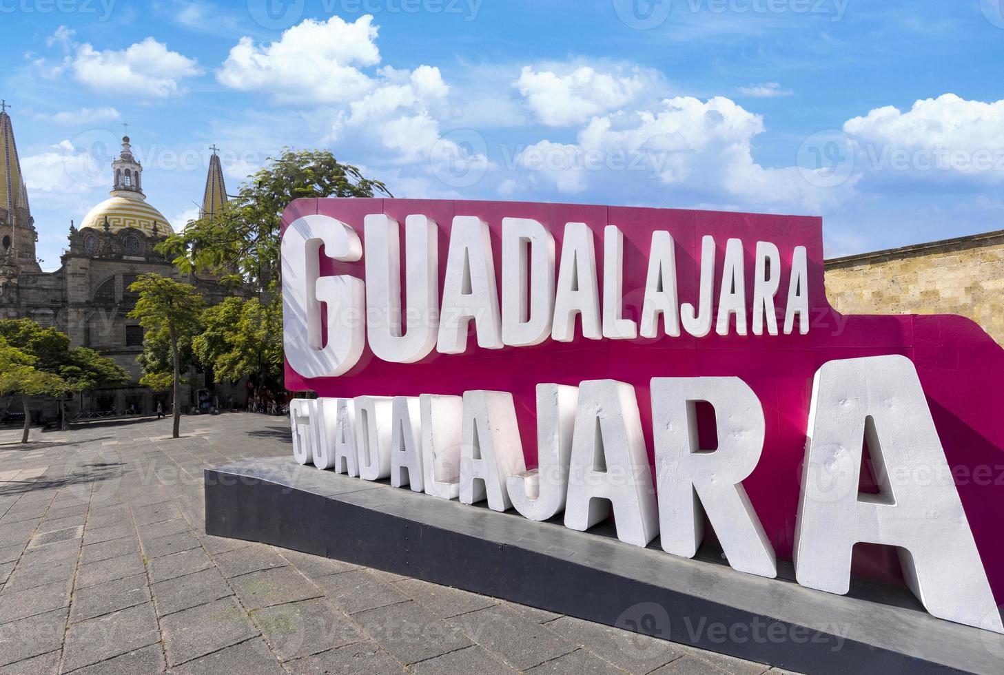 mexico, guadalajara kathedraalbasiliek in historisch binnengaan nabij plaza de armas en bevrijdingsplein foto