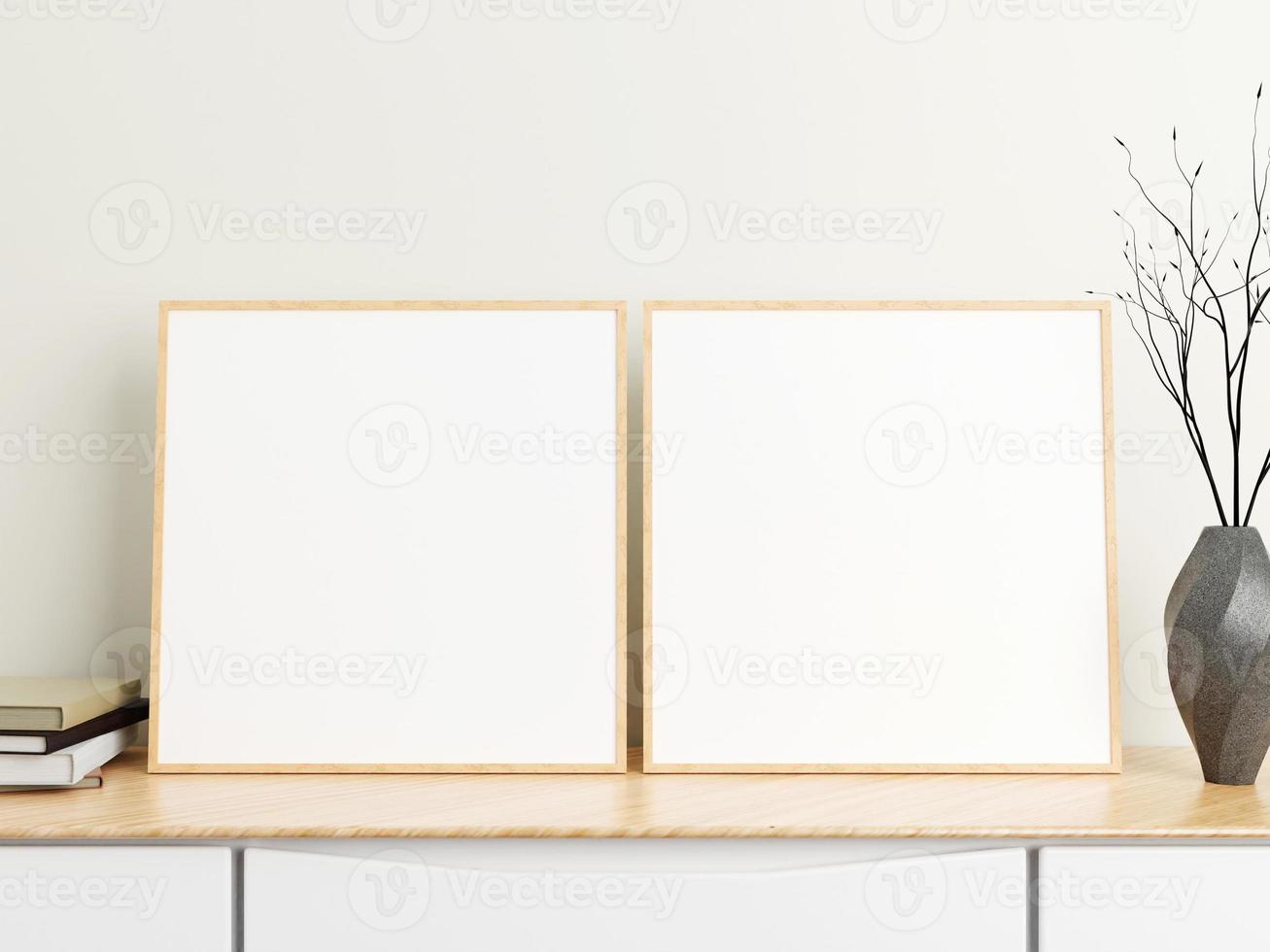minimalistische vierkante houten poster of fotolijstmodel op houten tafel met boeken en vaas in een kamer. 3D-rendering. foto