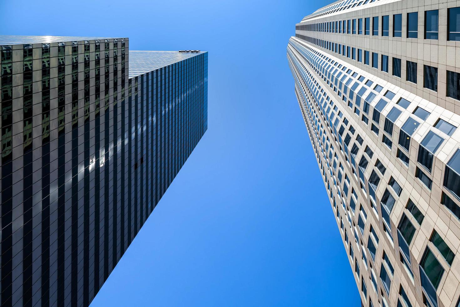 los angeles, californië, vs, 2011. wolkenkrabbers in het financiële district foto