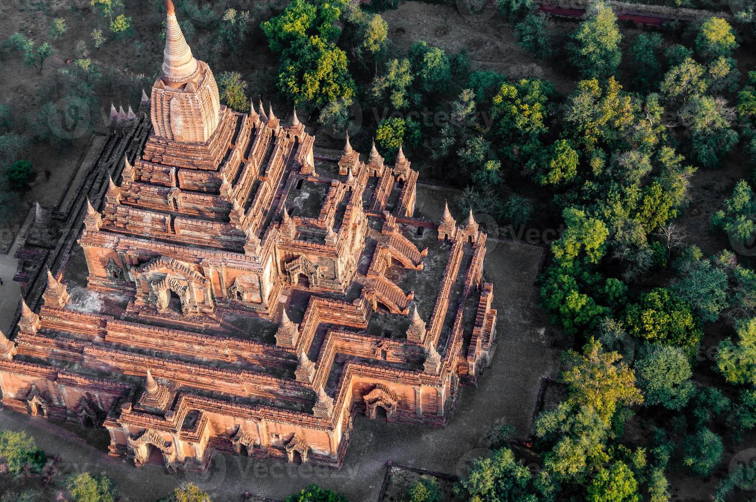 tempel in bagan myanmar foto