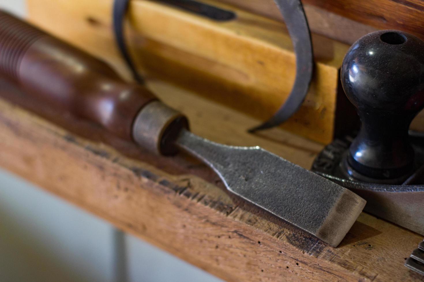 gereedschap voor houtsnijwerk foto