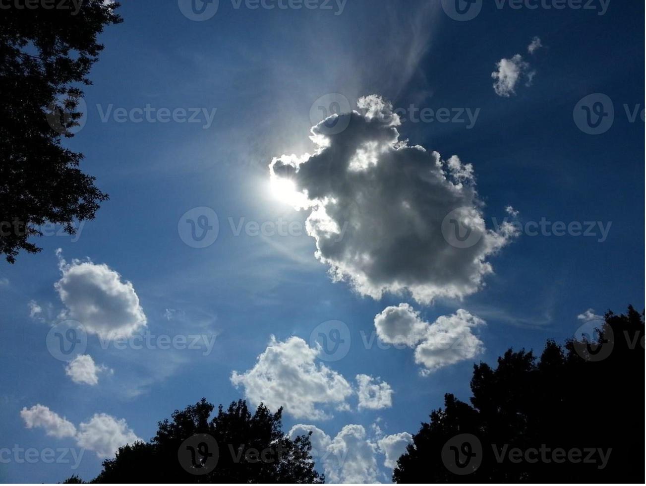 engelachtige wolk halo foto