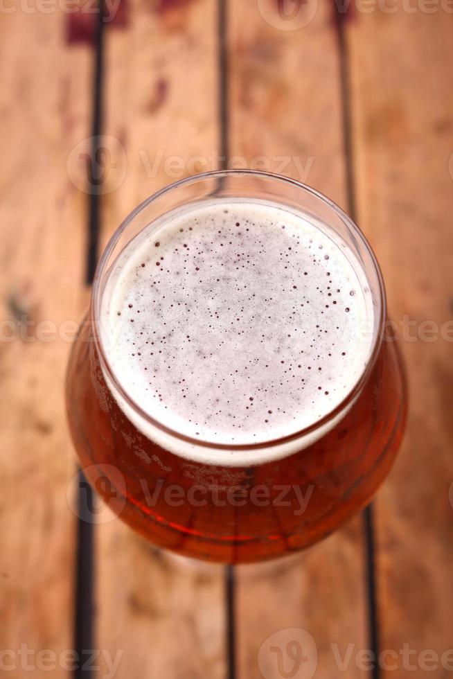amber bier in een krat foto
