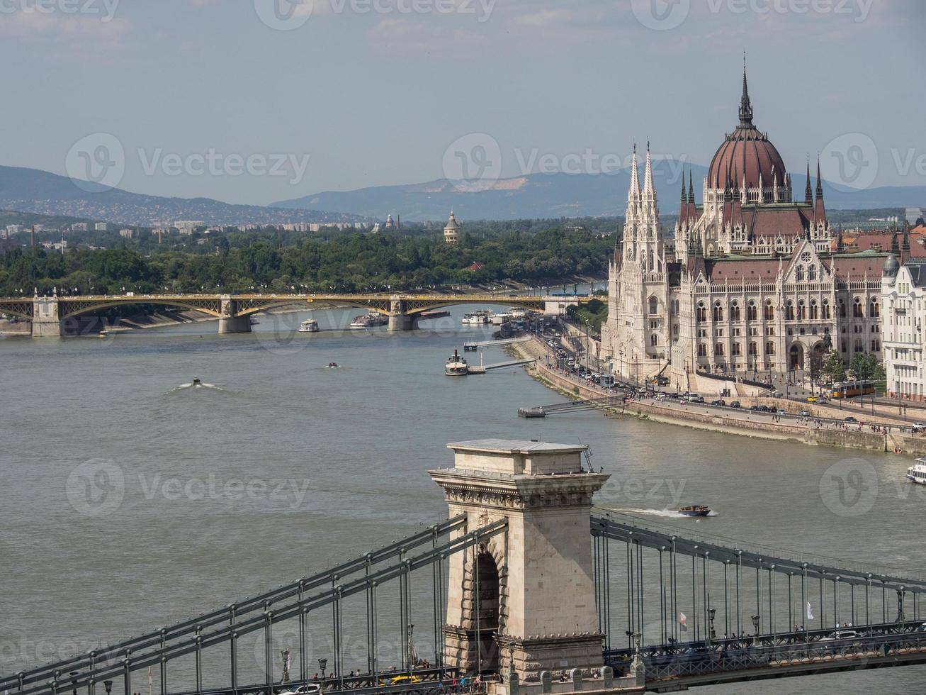 de stad boedapest in hongarije foto