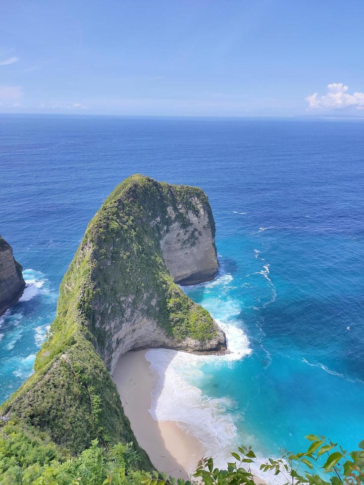heel mooi landschap op het eiland Nusa Penida Bali foto