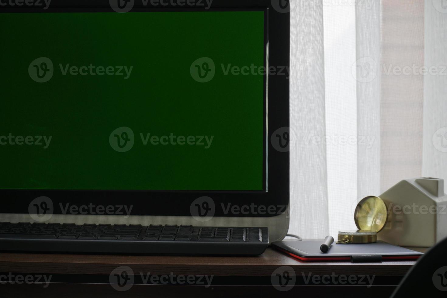 groen leeg scherm computermonitor foto