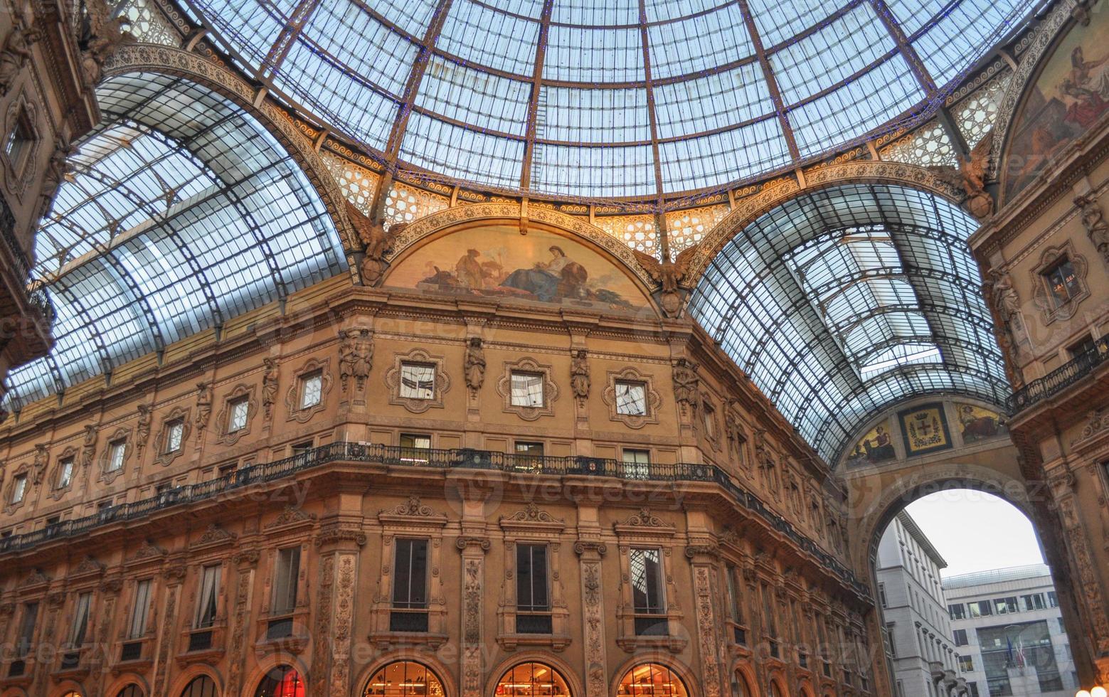 galleria vittorio emanuele ii milaan foto