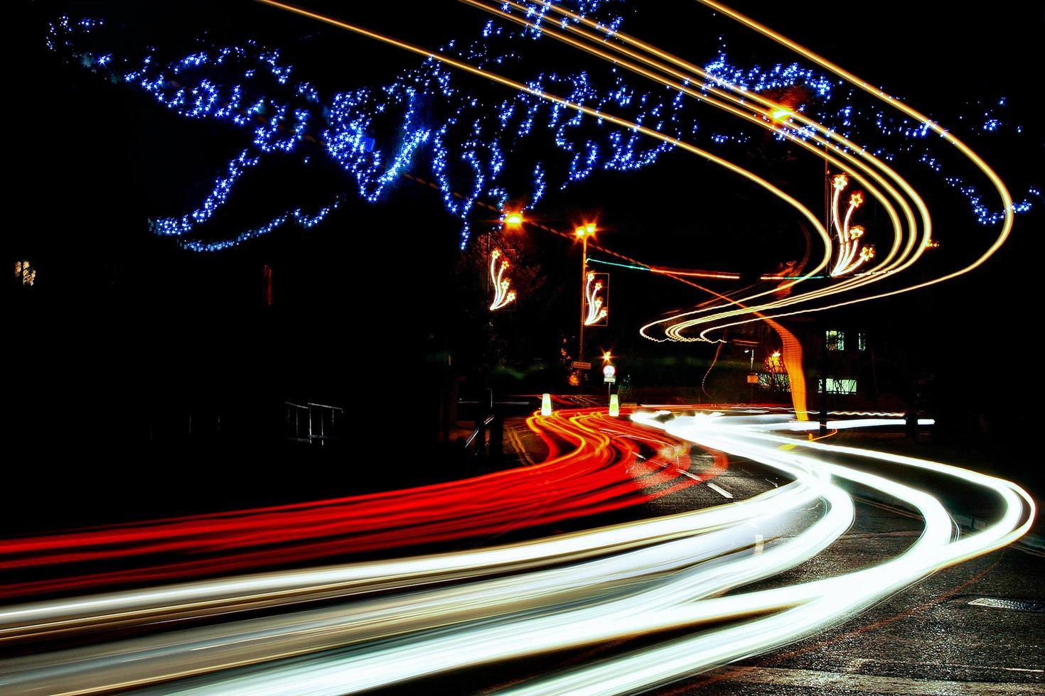 lichtpaden Caterham op de heuvel foto