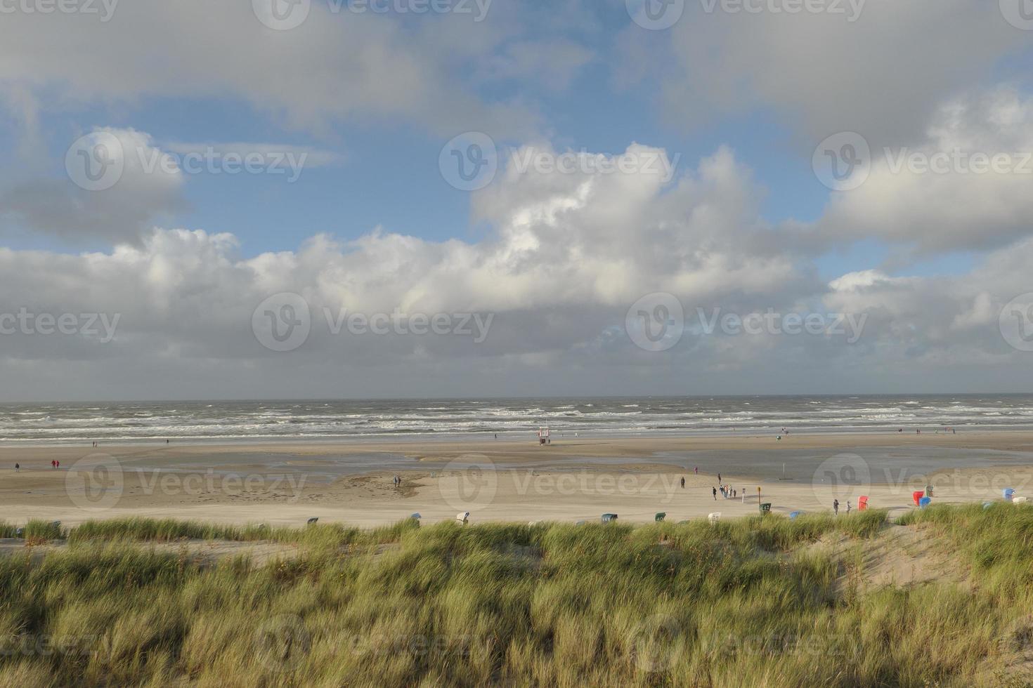 het eiland juist in de Noordzee foto