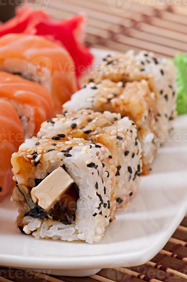 Japans eten - sushi en sashimi foto