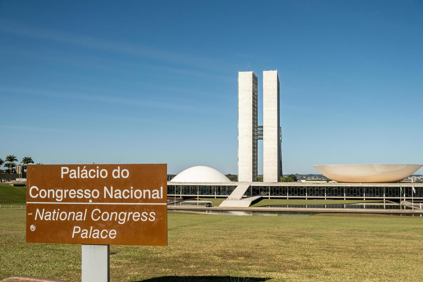 brasilia distrito federaal brazilië circa juni 2020 nationaal congres, zetel van de braziliaanse wetgevende macht, gelegen in brasilia, hoofdstad van brazilië. foto