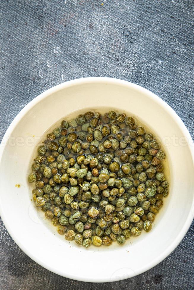 kappertjes verse gezonde maaltijd eten snack dieet op tafel kopieer ruimte voedsel foto