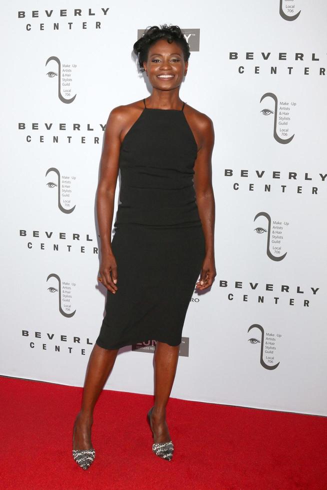 los angeles 12 aug, adina porter bij de make-up artist en hair stylists guild receptie in het cal mare restaurant in het beverly center op 12 augustus 2018 in los angeles, ca foto