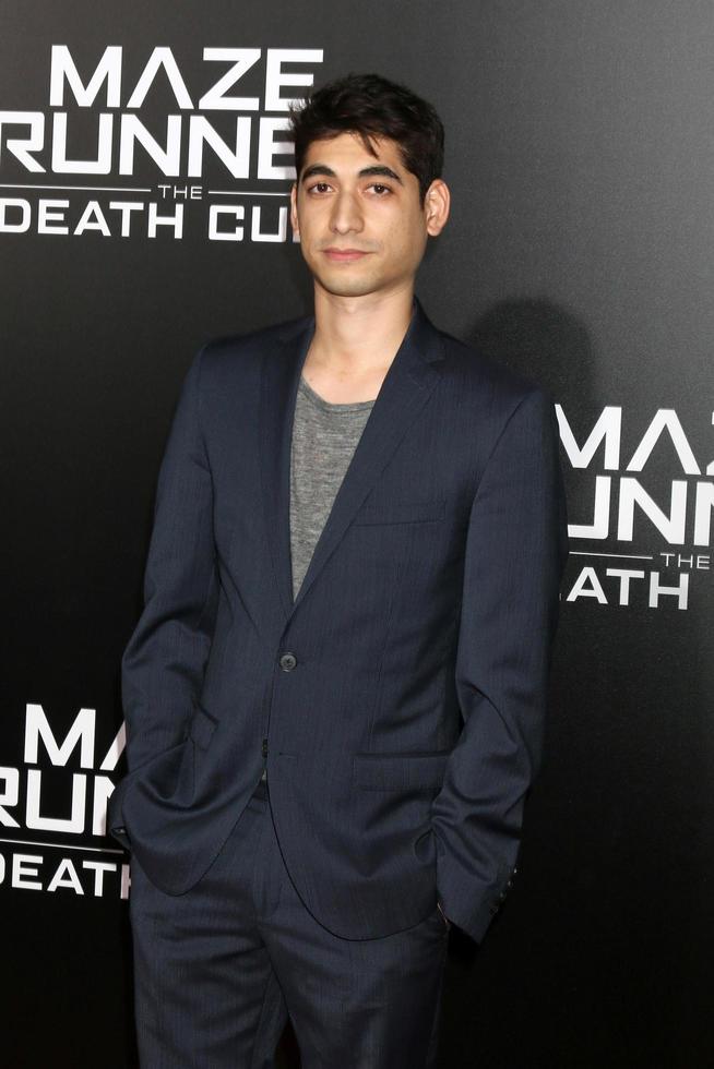 los angeles jan 18, alexander flores bij de doolhofloper, de death cure fan screening op amc 15 op 18 januari 2018 in century city, ca foto