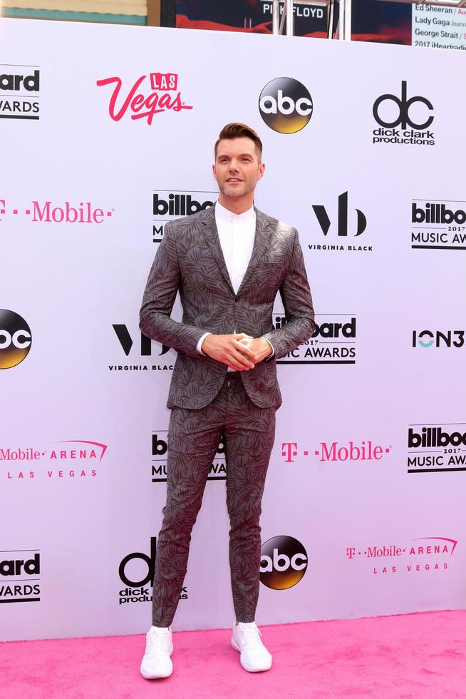 las vegas 21 mei, aj gibson op de 2017 billboard music awards aankomsten in de t mobile arena op 21 mei 2017 in las vegas, nv foto