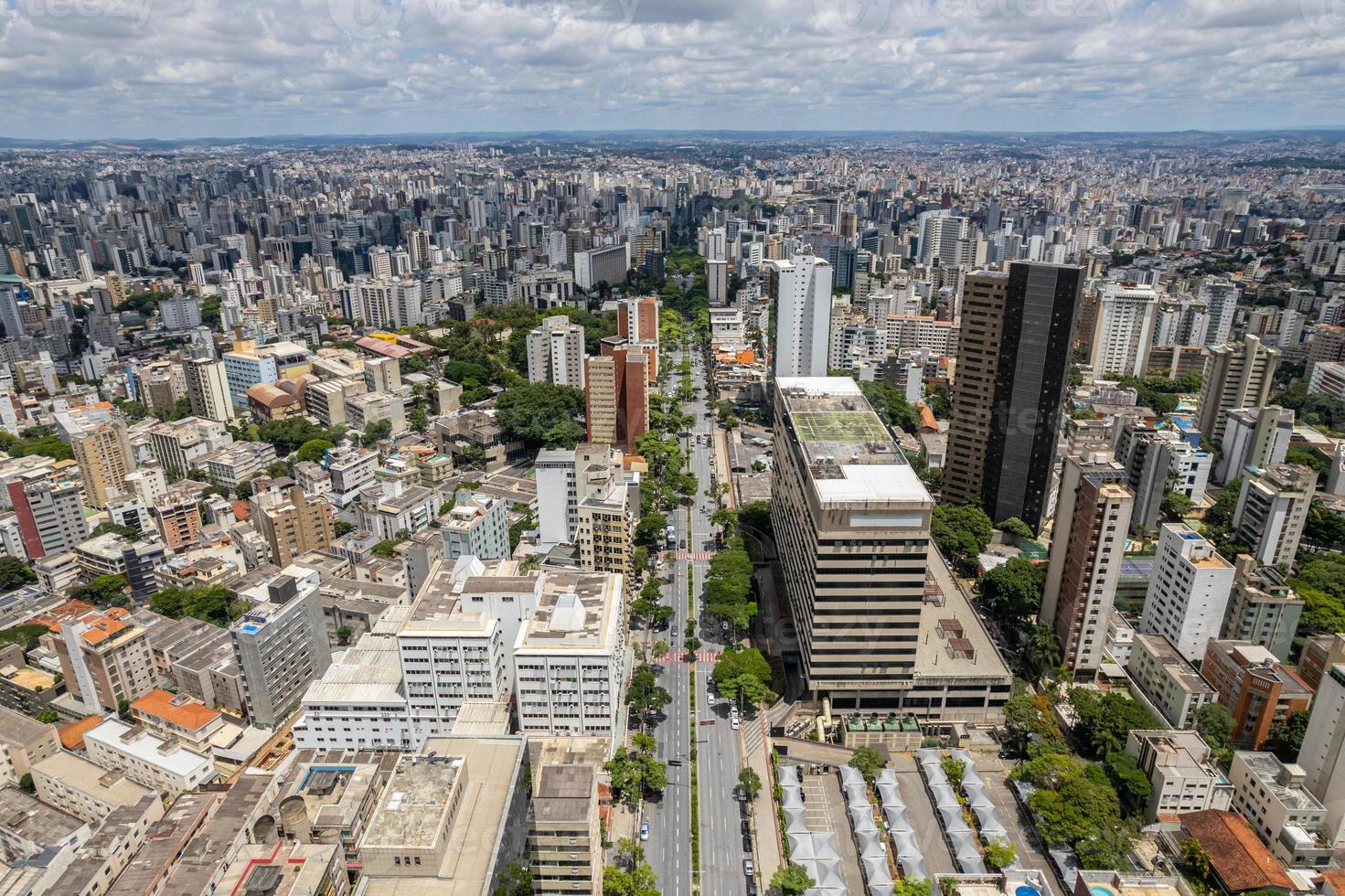 luchtfoto van de stad belo horizonte, in minas gerais, brazilië. foto