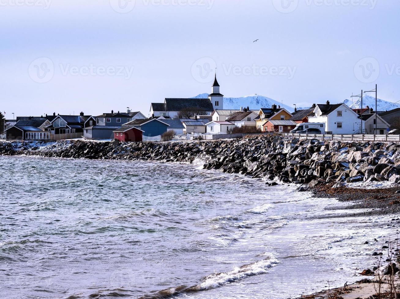 Andenes dorp en kust in Vesteralen, Noorwegen foto