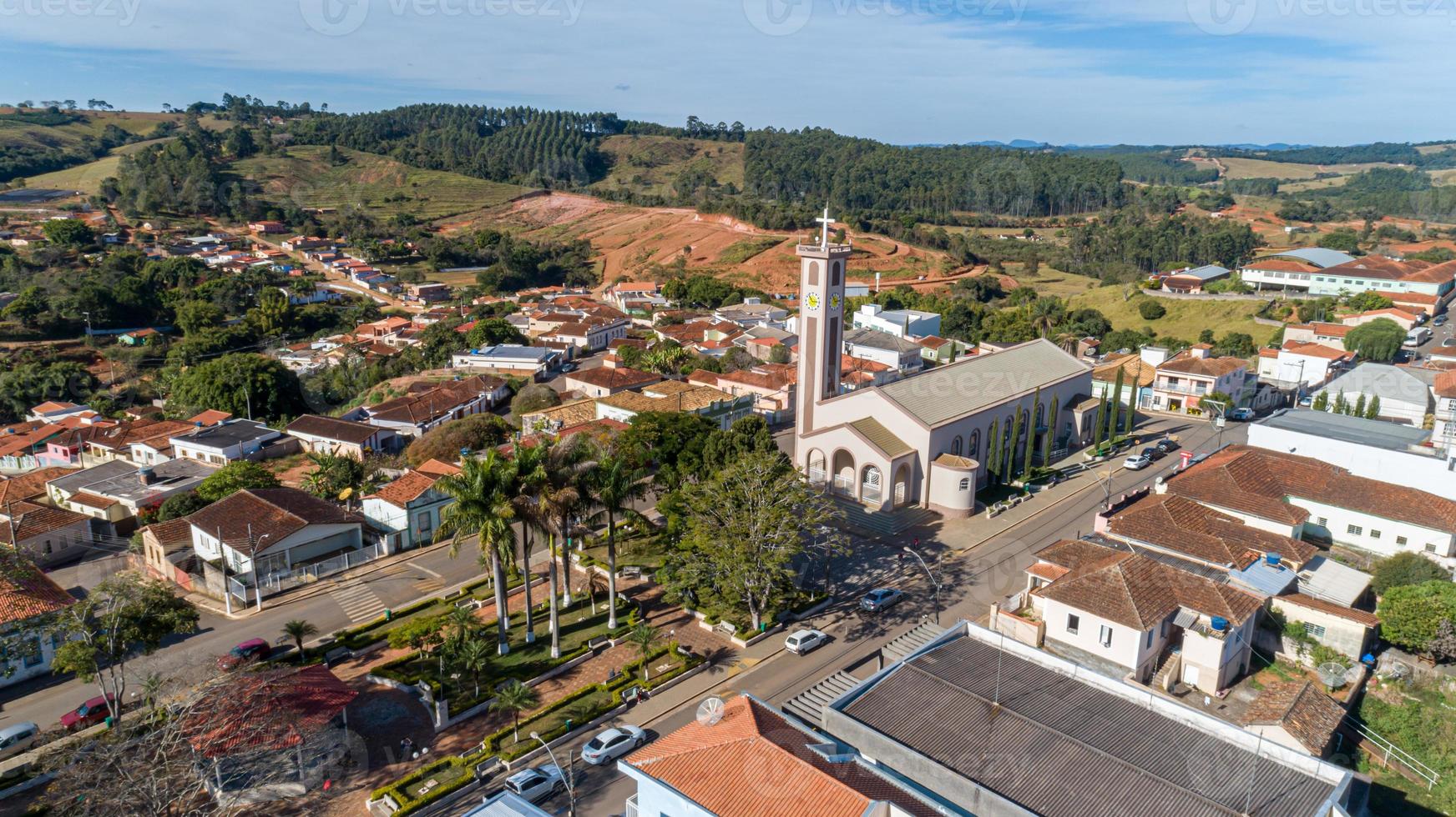luchtfoto van een Braziliaanse stad foto