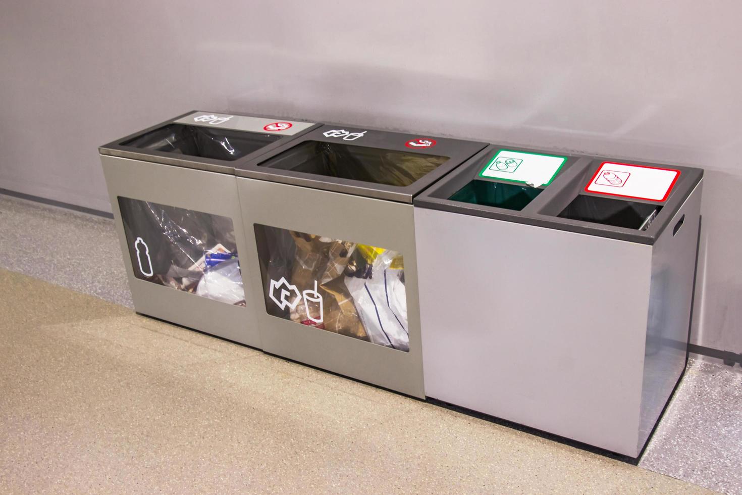 afval elk type afval op de internationale luchthaven van Kansai is een van de belangrijkste plaatsen in Japan. foto
