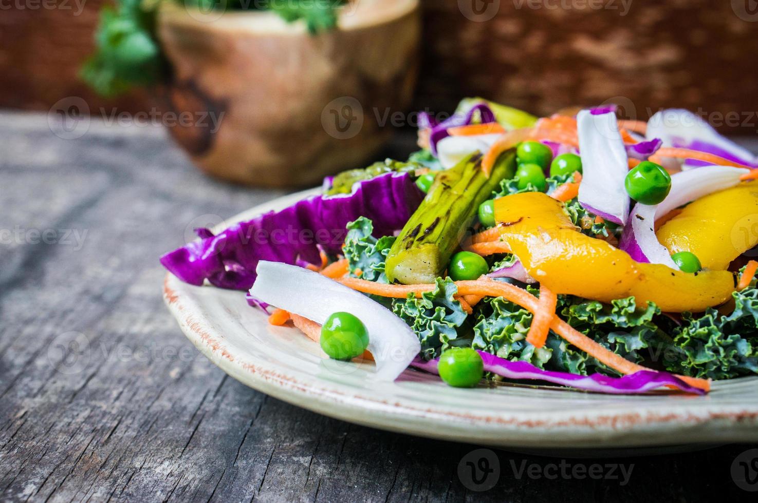 salade met gegrilde groenten foto