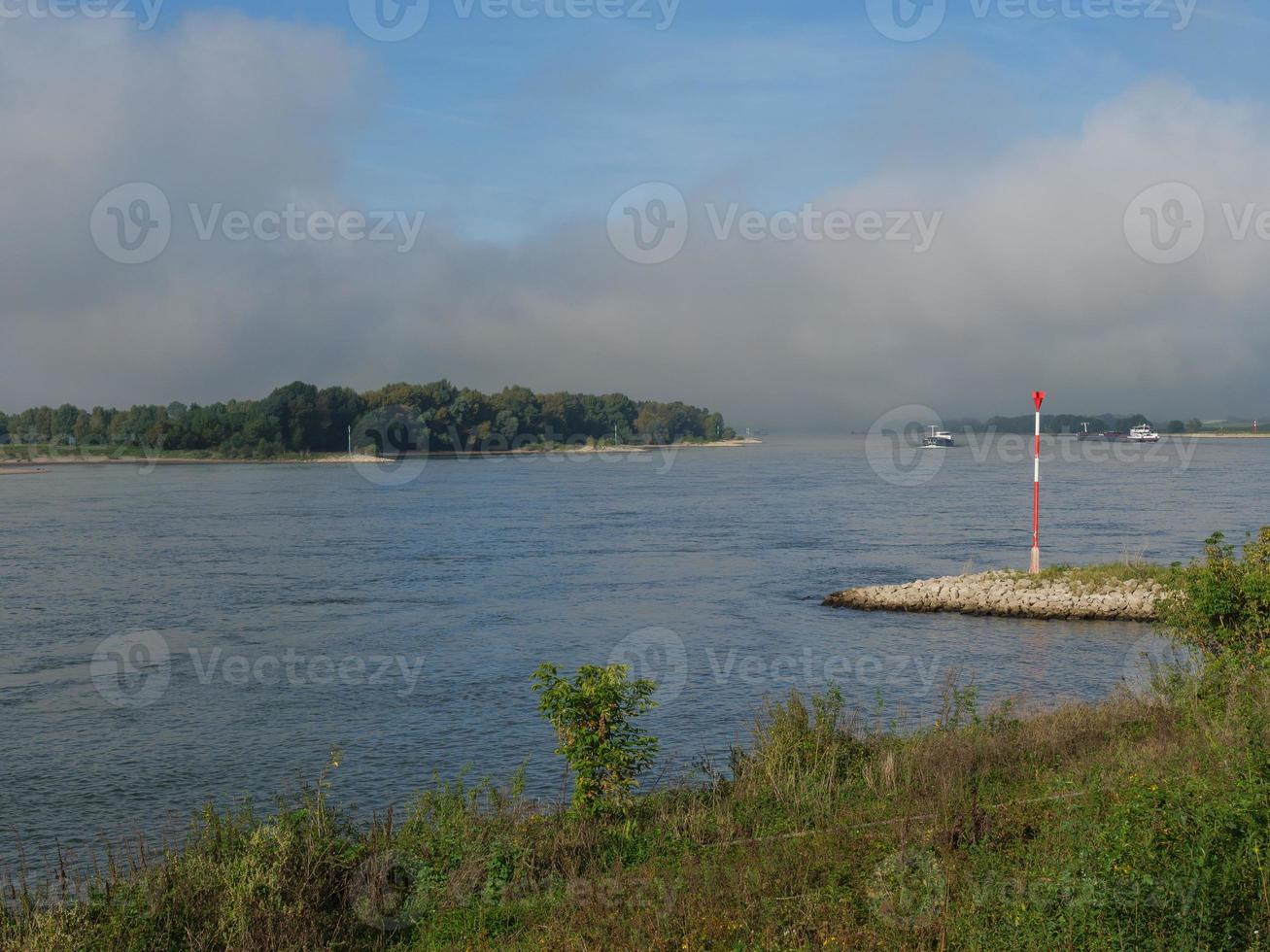 de Rijn in Duitsland foto