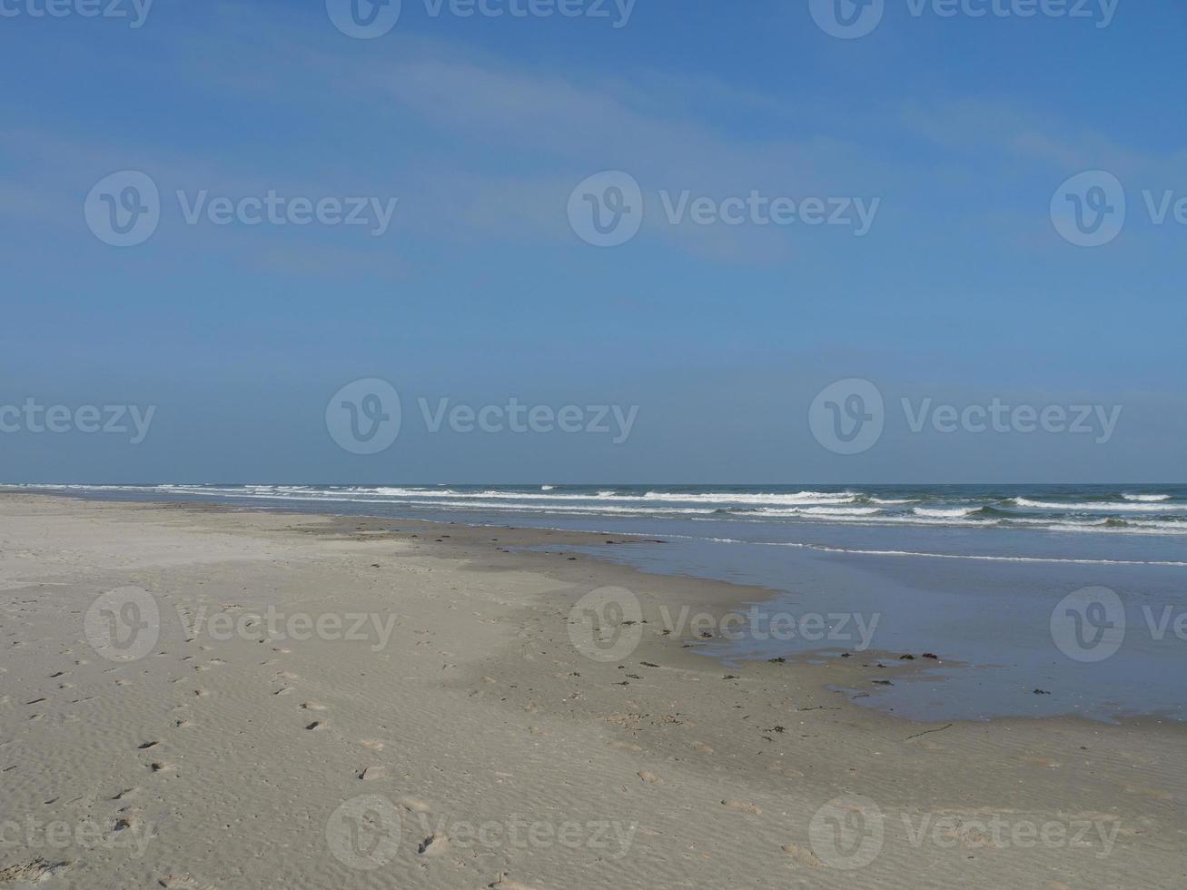 het strand van juist eiland in duitsland foto