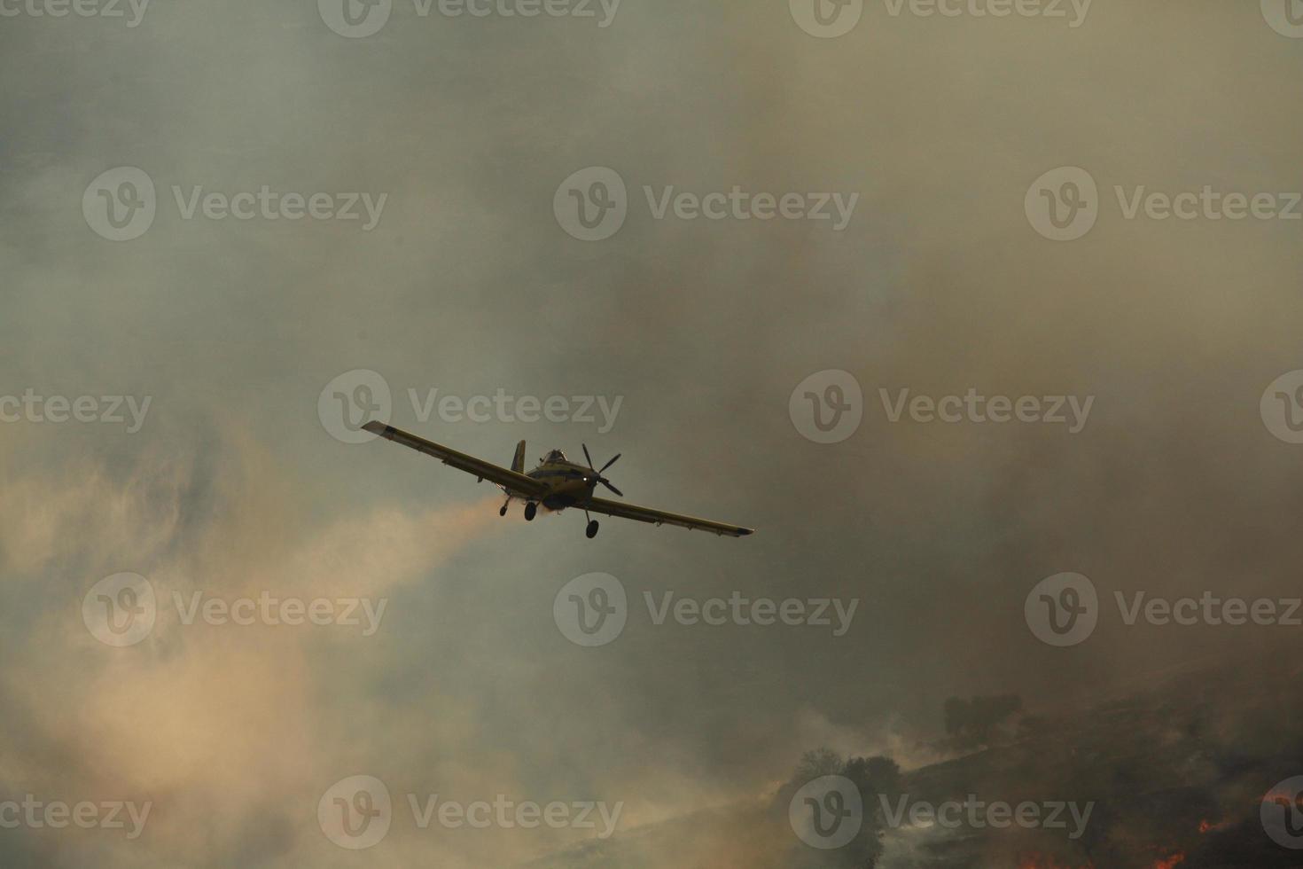 luchttractor at-802 brandbestrijdingsvliegtuigen foto