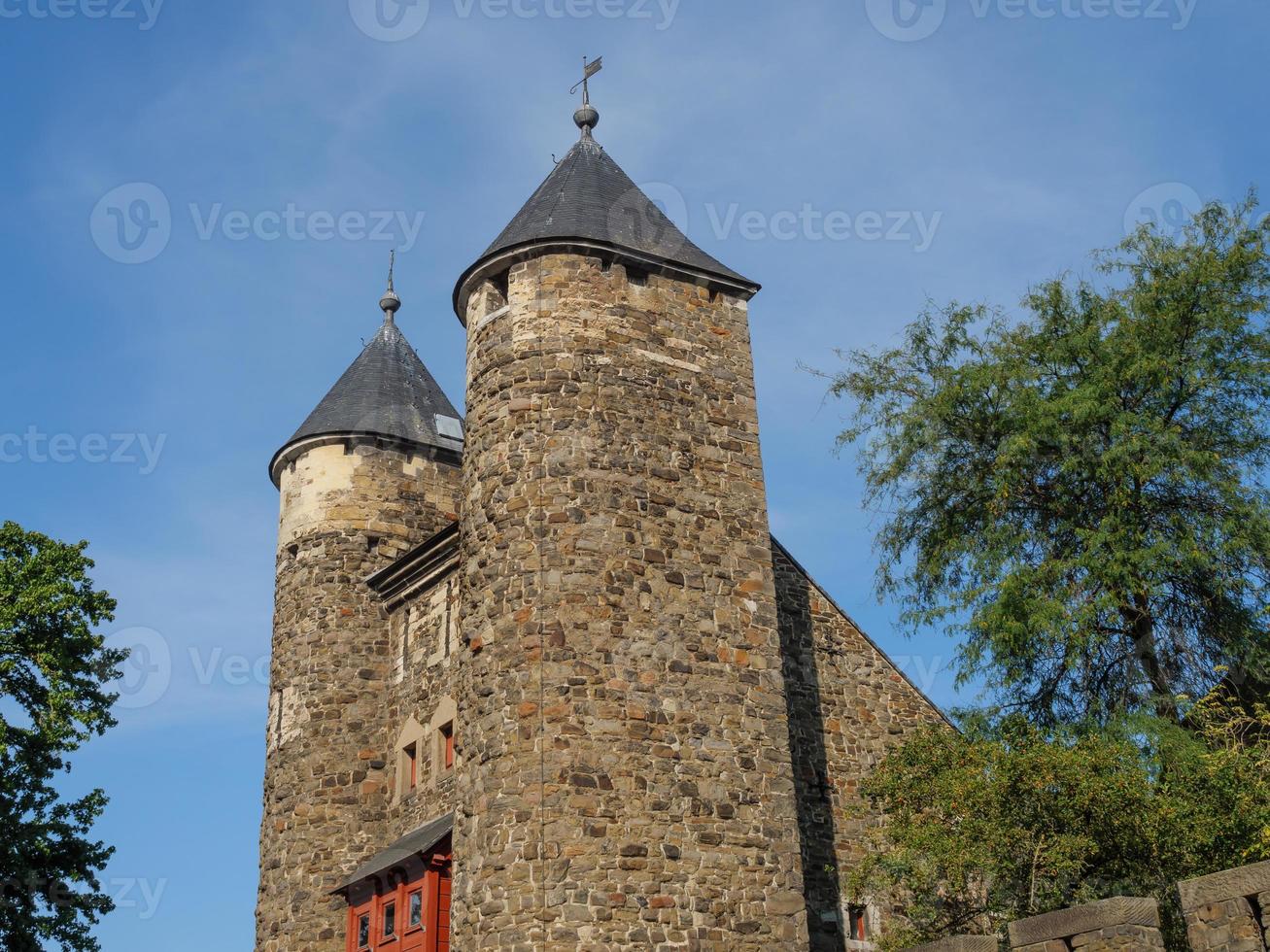 de stad maastricht aan de maas in nederland foto