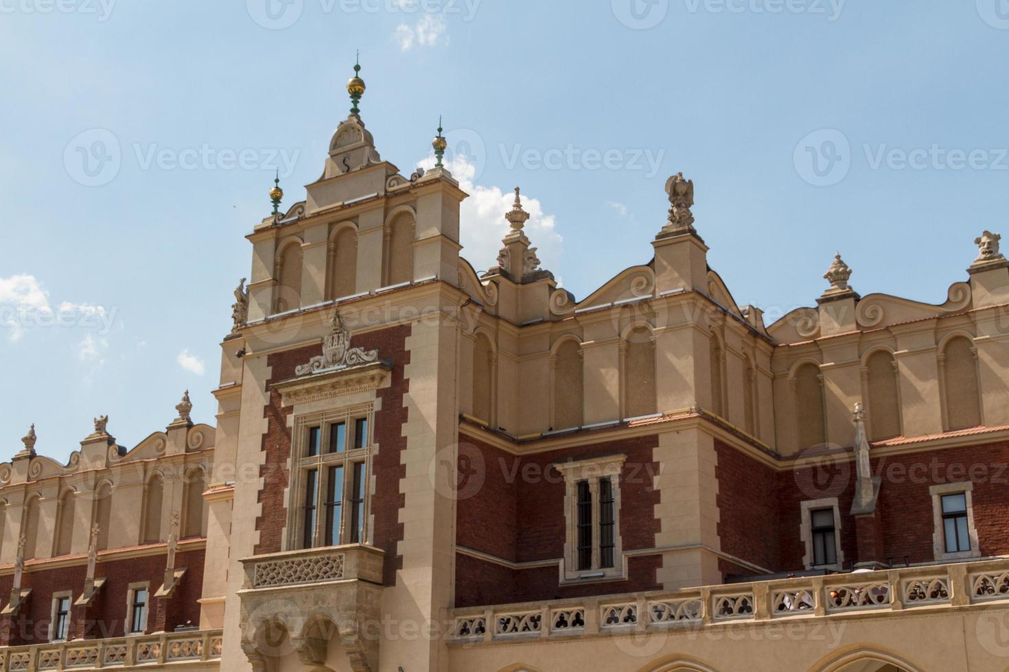 sukiennice gebouw in krakau, polen foto