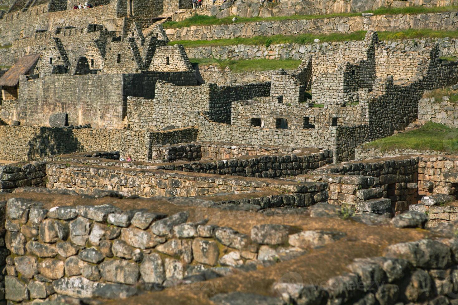 wereldwonder machu picchu in peru. prachtig landschap in het Andesgebergte met inca heilige stadsruïnes. foto