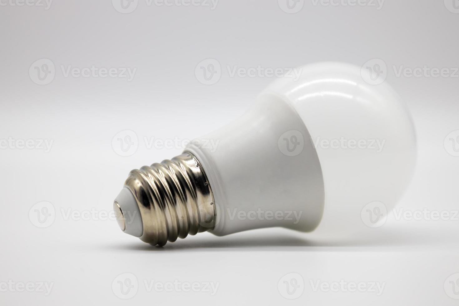 led-lampen geïsoleerd op een witte achtergrond foto