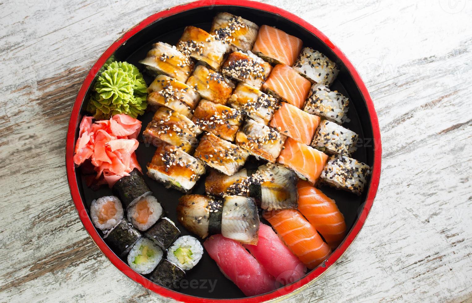 sushi rol foto
